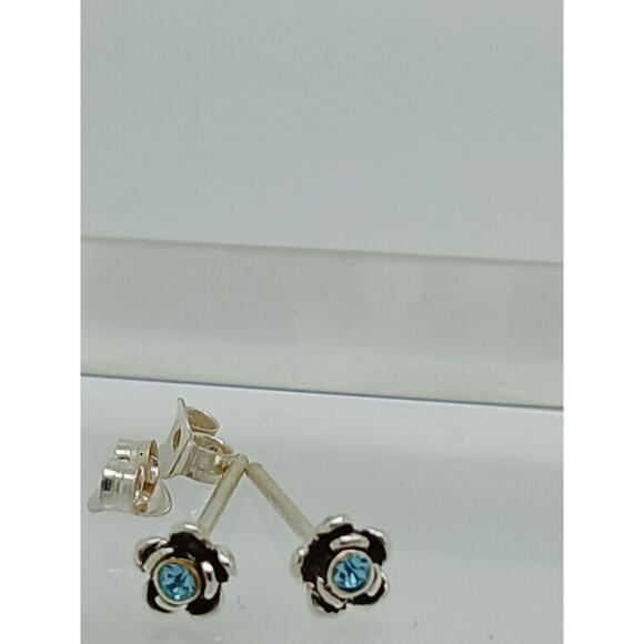 Vintage Estate Jewelry NOS .925 Sterling Silver Sky Blue Rose Crystal Earrings - Picture 11 of 11